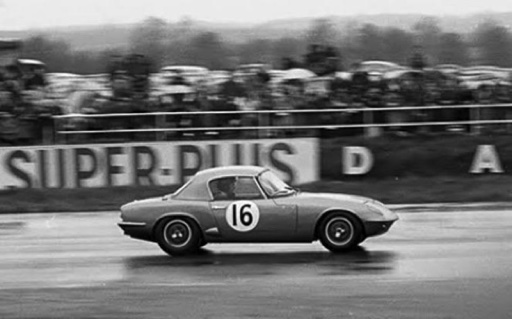 JIm  volant de la Lotus Elite
© John Landy